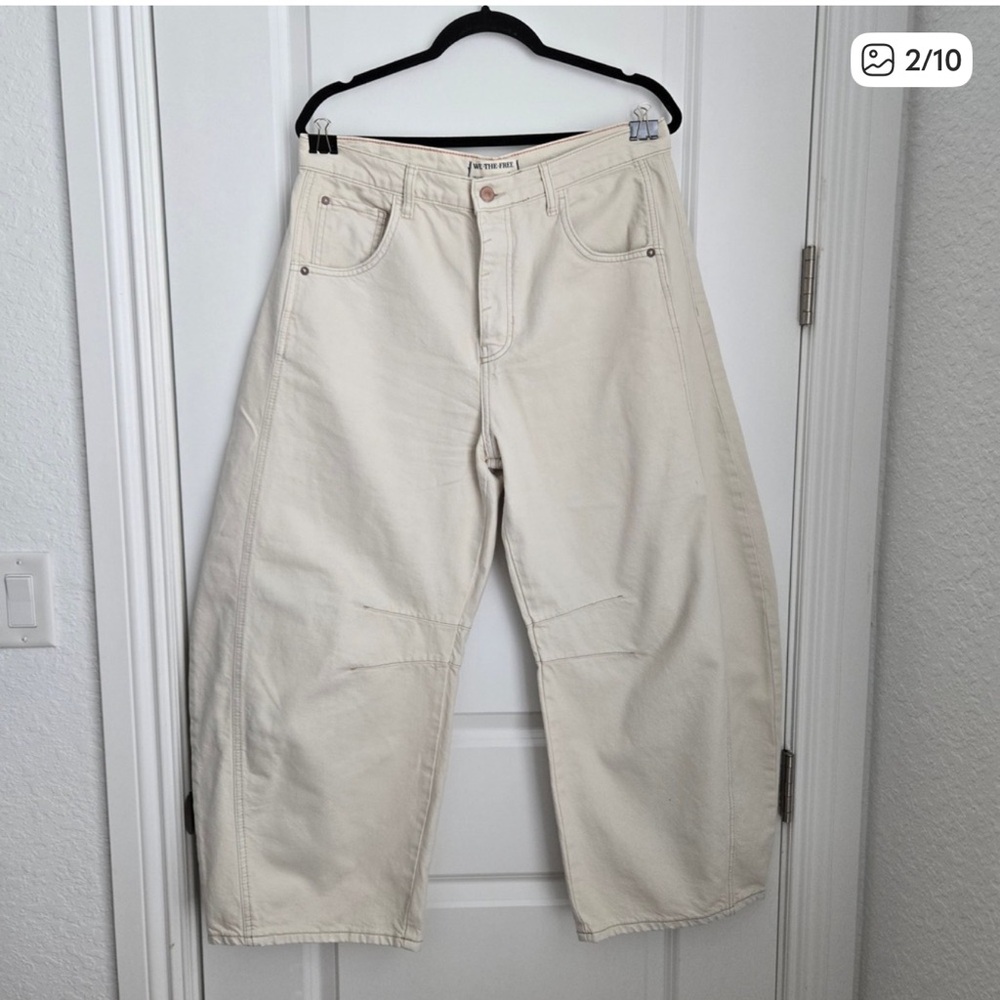 WE THE FREE Lucky You Mid Rise Barrel Jeans Cream Cotton Relaxed Fit Size 31